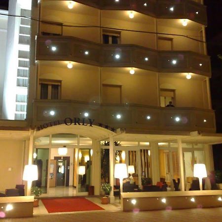 تْشيزيناتيكو Hotel Orly المظهر الخارجي الصورة