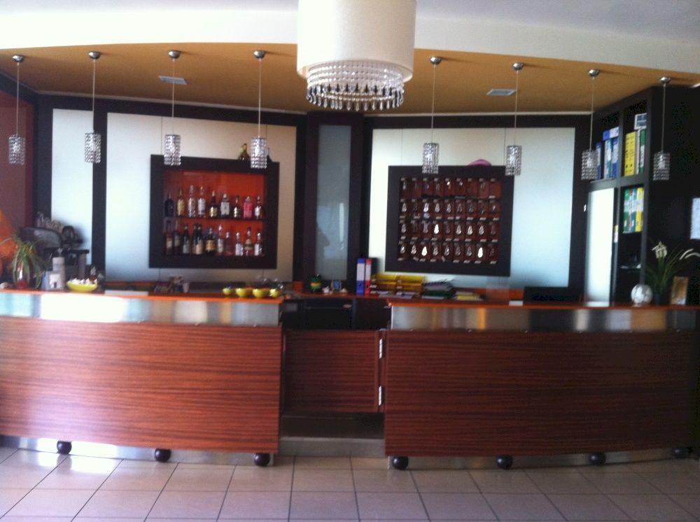 تْشيزيناتيكو Hotel Orly المظهر الخارجي الصورة