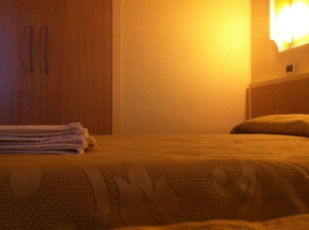 تْشيزيناتيكو Hotel Orly المظهر الخارجي الصورة