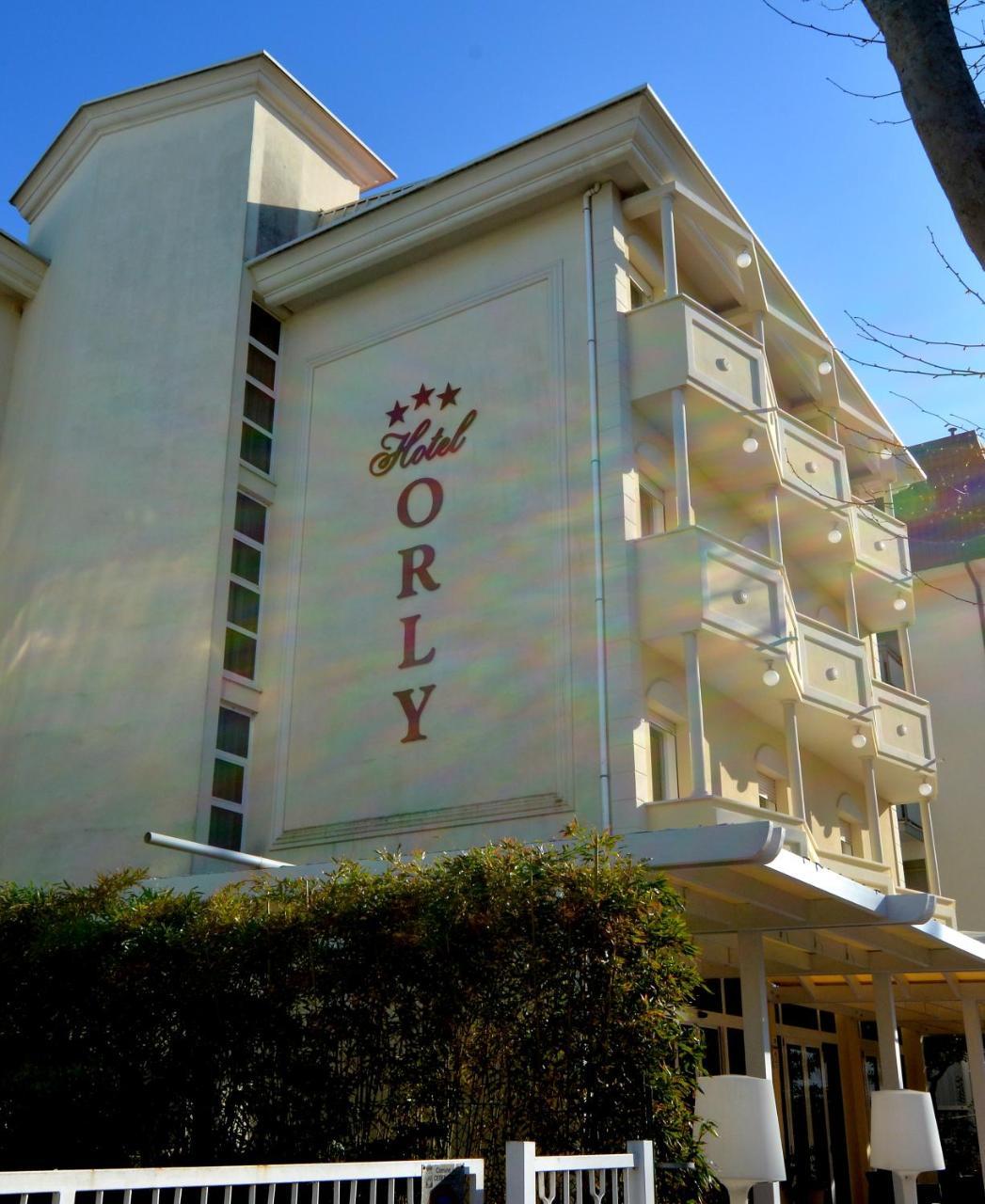 تْشيزيناتيكو Hotel Orly المظهر الخارجي الصورة
